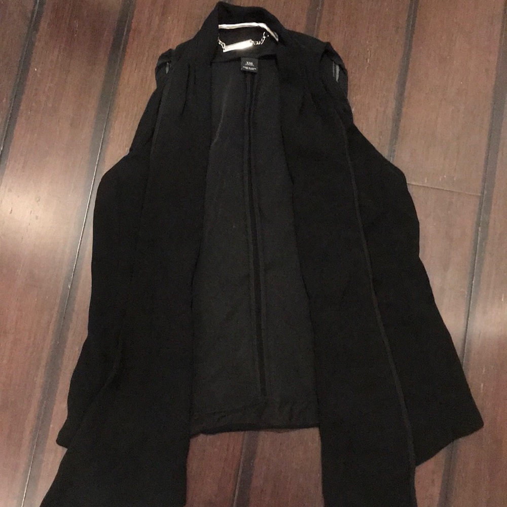 Cute open vest